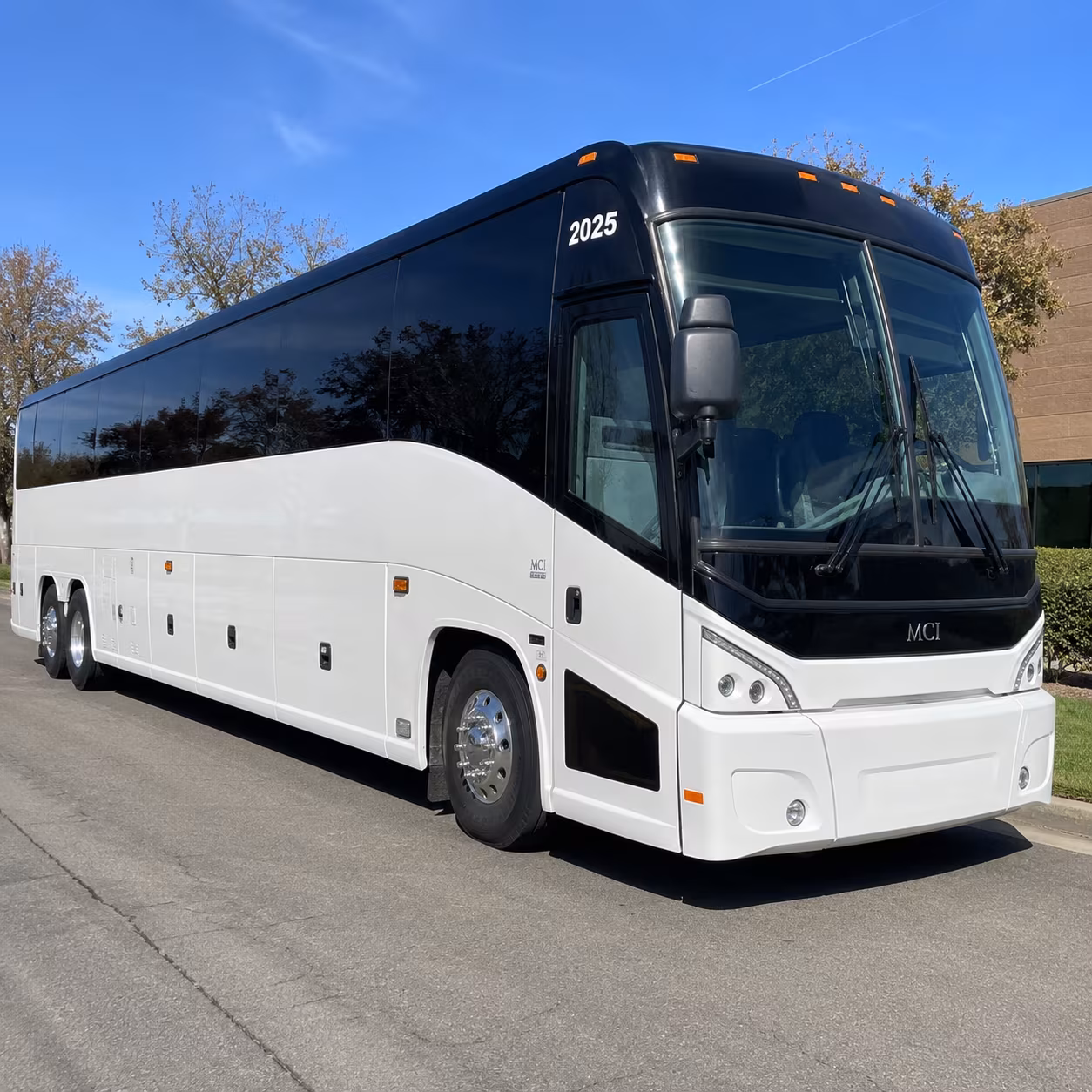 bus rentals for federal agency teams and contractors near o fallon