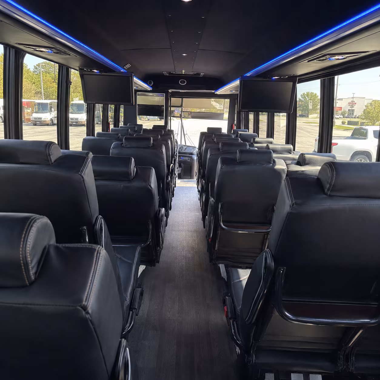 minibus and charter bus rentals for trade shows at america s center