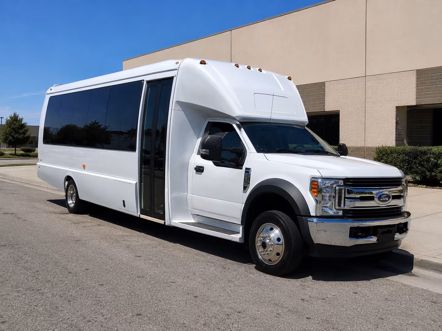 minibuses for ofallon day trips to gateway arch and downtown st louis