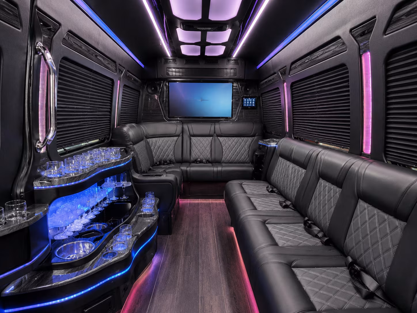 wine festival bus rentals for groups heading to oktoberfest and harvest events